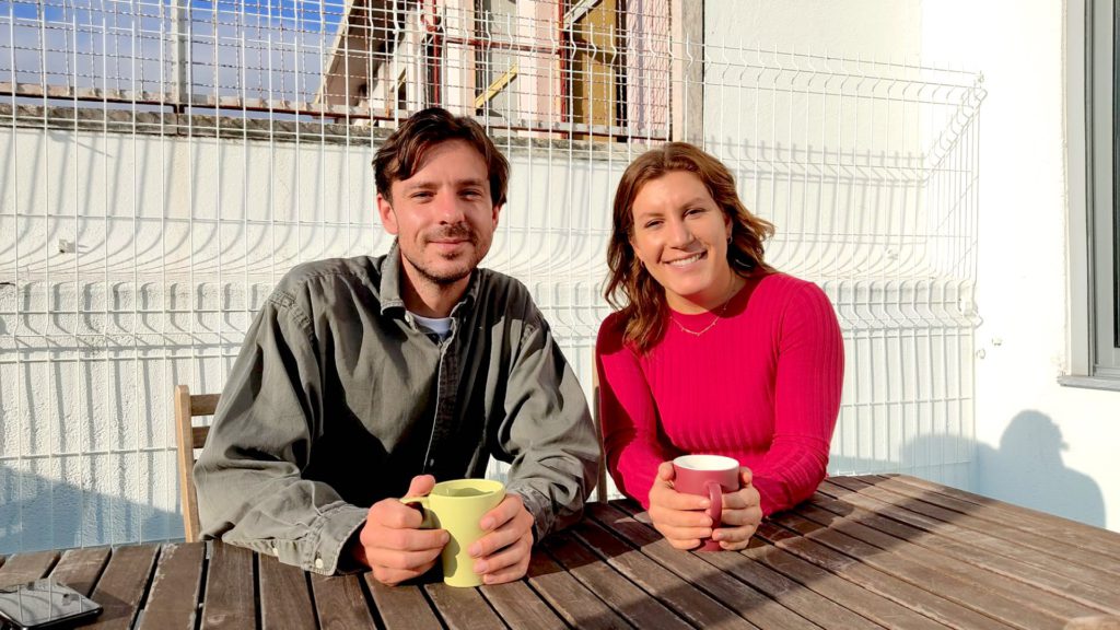 Maria & Andy catching up over (decaf) coffee